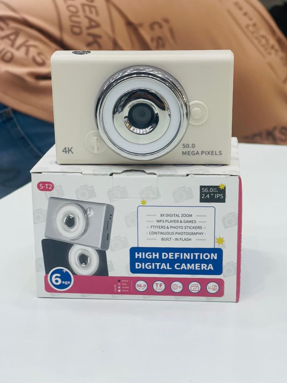 Digital Camera